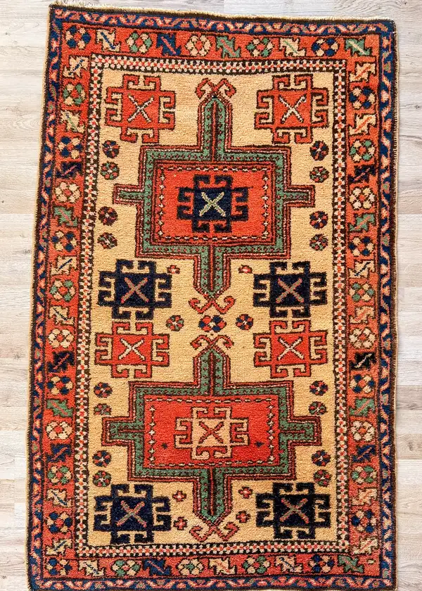 Aras, photo 3 of 5